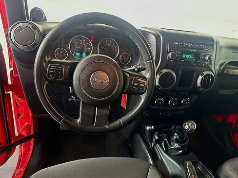 Used 2013 Jeep Wrangler Sport w/ Connectivity Group AWD/4WD image 39