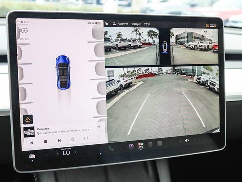 Used 2024 Tesla Model Y Long Range AWD/4WD image 26
