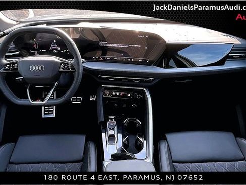 New 2025 Audi SQ5 Premium Plus image 5
