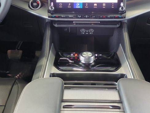 New 2026 Jeep Grand Wagoneer image 20