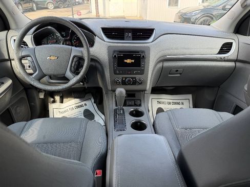 Used 2017 Chevrolet Traverse LS AWD/4WD image 8