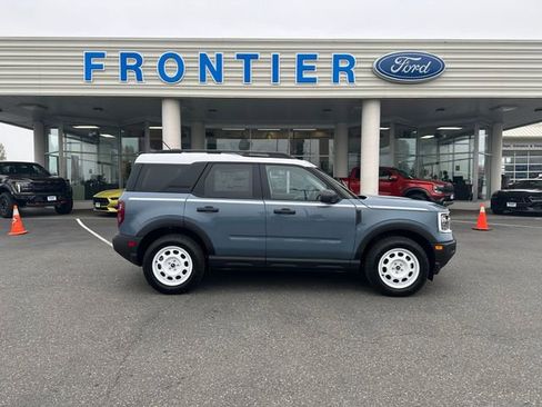 New 2025 Ford Bronco Sport Heritage w/ Convenience Package image 2