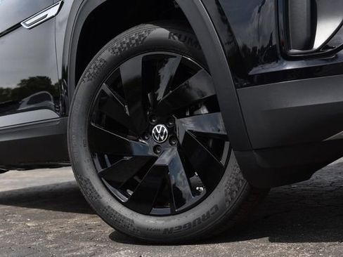 New 2026 Volkswagen Atlas Cross Sport SE AWD/4WD image 3