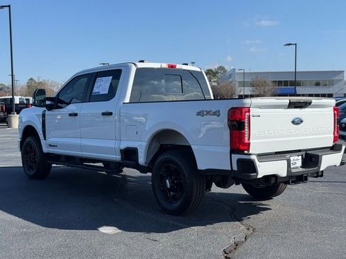 Certified 2024 Ford F250 XL w/ STX Appearance Package image 7