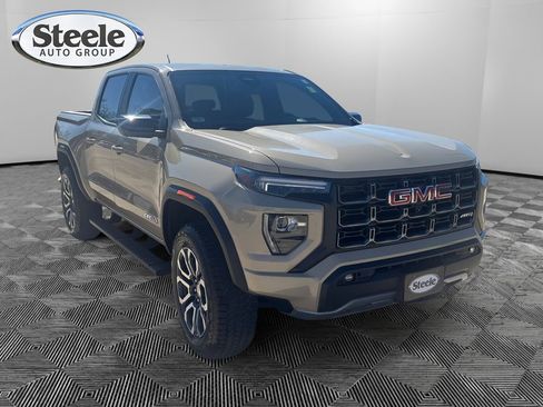 Used 2024 GMC Canyon AT4 w/ AT4 Premium Package image 16