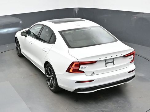 Used 2025 Volvo S60 B5 Plus FWD image 46
