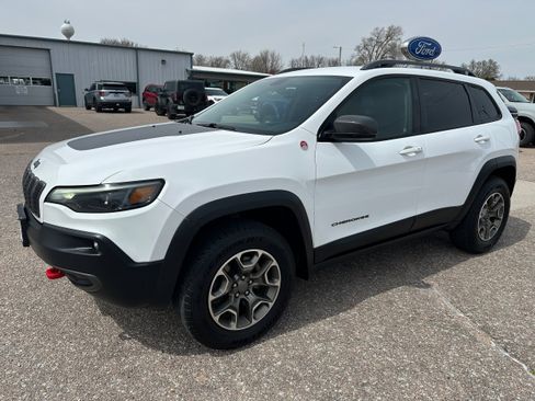 Used 2020 Jeep Cherokee Trailhawk w/ Cold Weather Group image 1