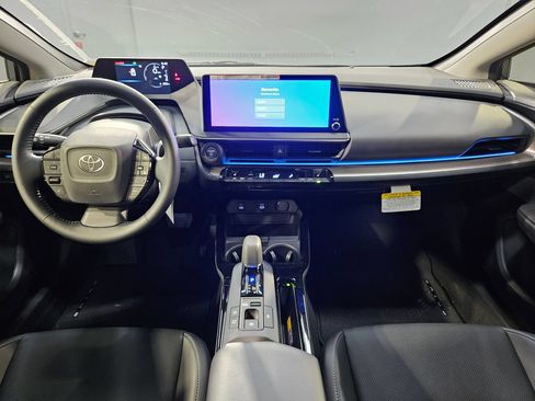 New 2026 Toyota Prius XLE FWD image 9