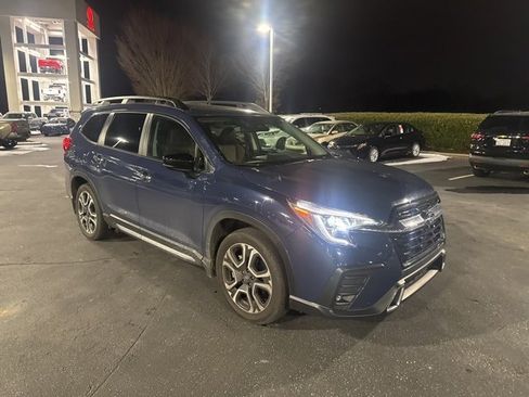 Used 2024 Subaru Ascent Touring image 3