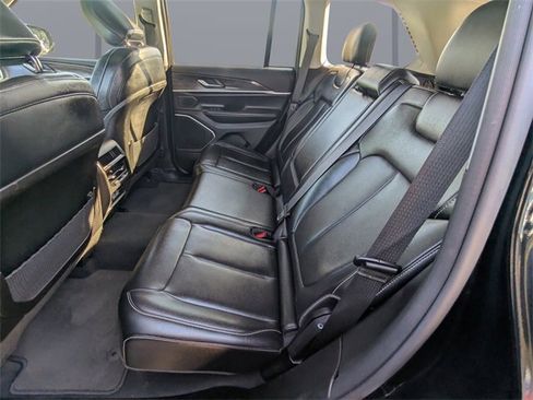 Used 2024 Jeep Grand Cherokee Limited 4xe image 14