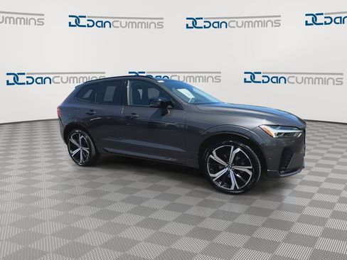 Used 2023 Volvo XC60 B5 Ultimate w/ Climate Package AWD/4WD image 2