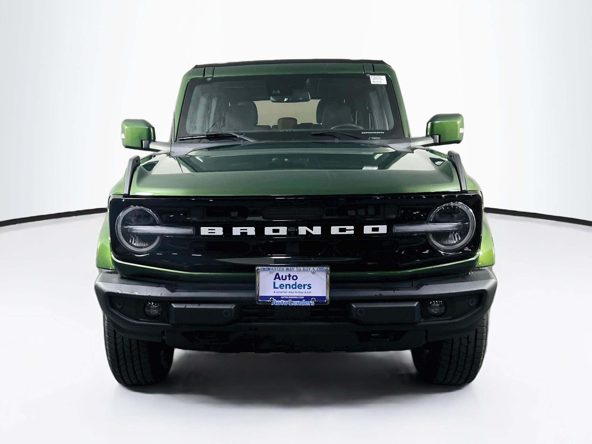 Used 2023 Ford Bronco Outer Banks AWD/4WD image 2