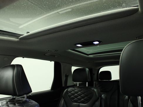 Used 2021 Hyundai Palisade Limited image 10