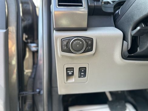 Used 2018 Ford F150 XLT w/ Equipment Group 302A Luxury image 12