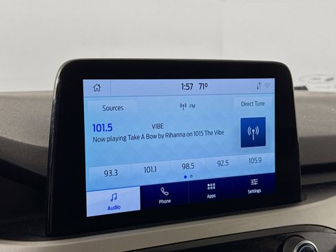 Used 2022 Ford Escape SE image 16