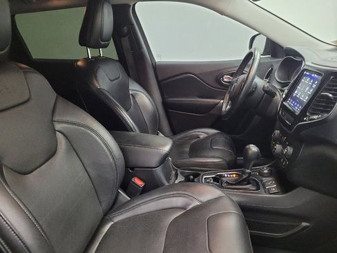 Used 2019 Jeep Cherokee Limited AWD/4WD image 21