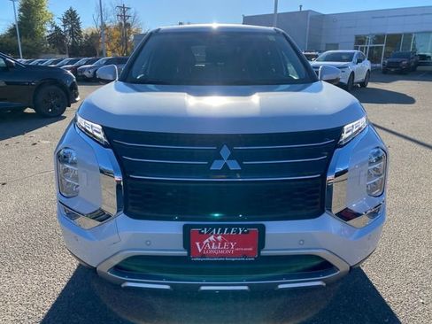 Used 2024 Mitsubishi Outlander 4WD Plug-In Hybrid image 8