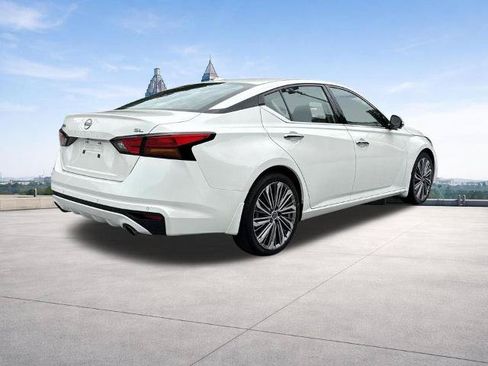 Certified 2025 Nissan Altima 2.5 SL FWD image 26