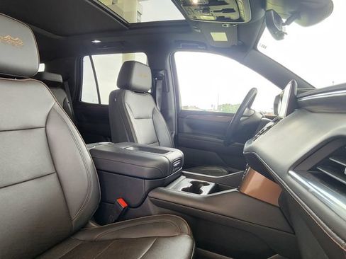 Used 2023 Chevrolet Tahoe High Country RWD image 30