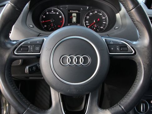 Used 2018 Audi Q3 2.0T Premium image 17