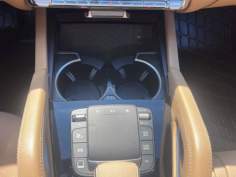 Used 2025 Mercedes-Benz GLS 450 4MATIC image 19