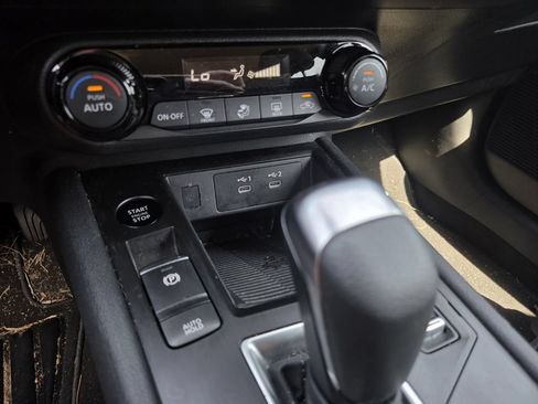 Used 2026 Nissan Kicks SV FWD image 14