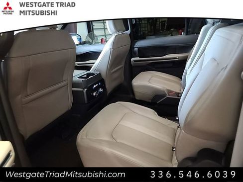 Used 2020 Ford Expedition Max Limited w/ Texas Edition Package image 13