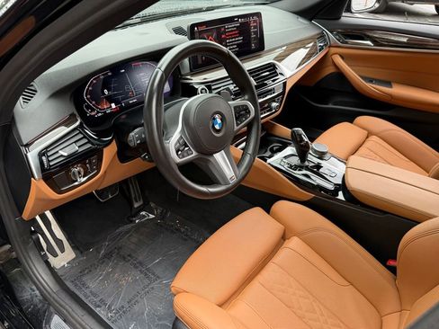 Used 2022 BMW 530i w/ M Sport Package RWD image 24
