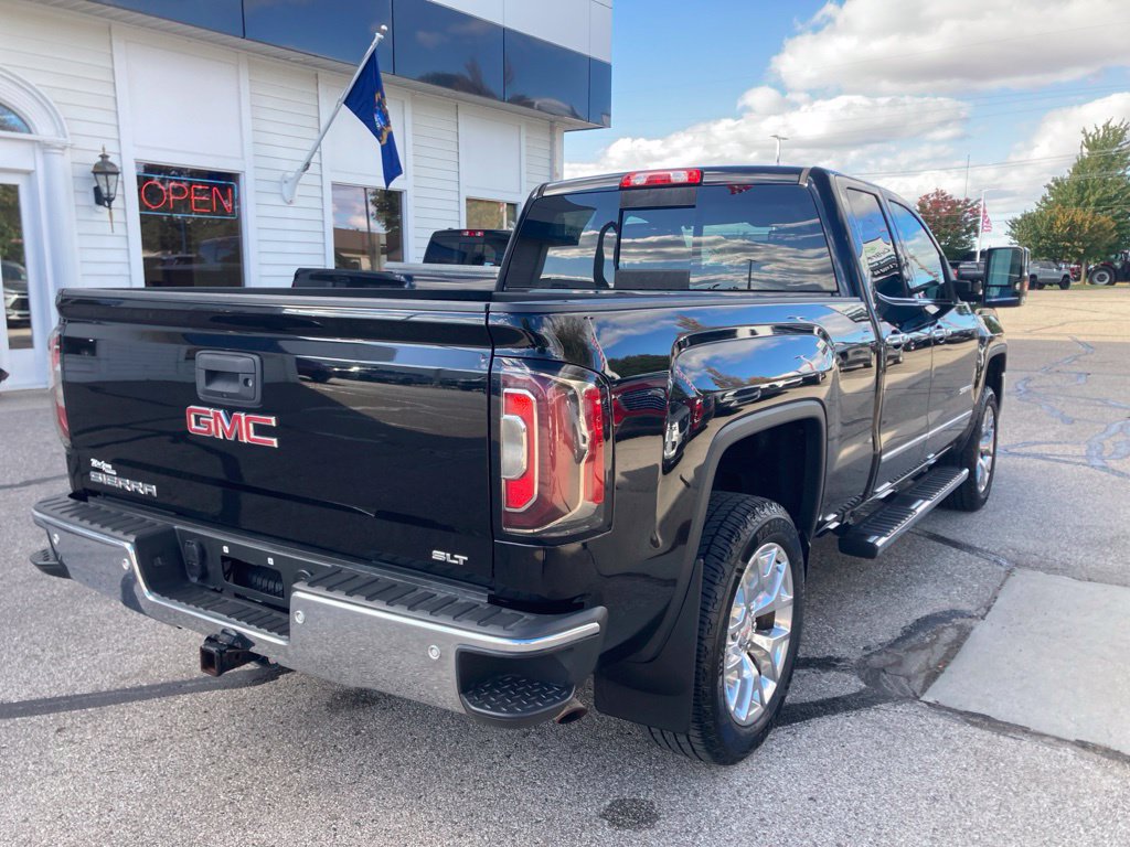 Used 2017 GMC Sierra 1500 SLT w/ SLT Premium Package AWD/4WD image 5