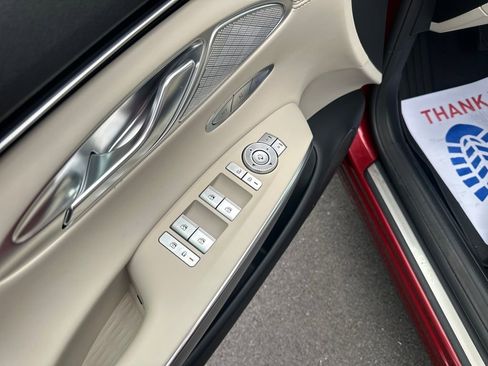 Used 2023 Genesis GV70 2.5T w/ Select Package image 15