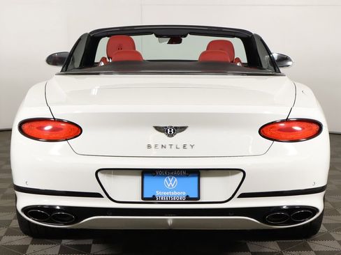 Used 2023 Bentley Continental GT Azure image 23