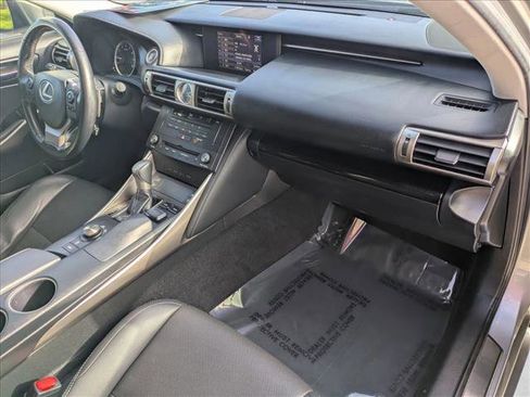 Used 2016 Lexus IS 200t image 19