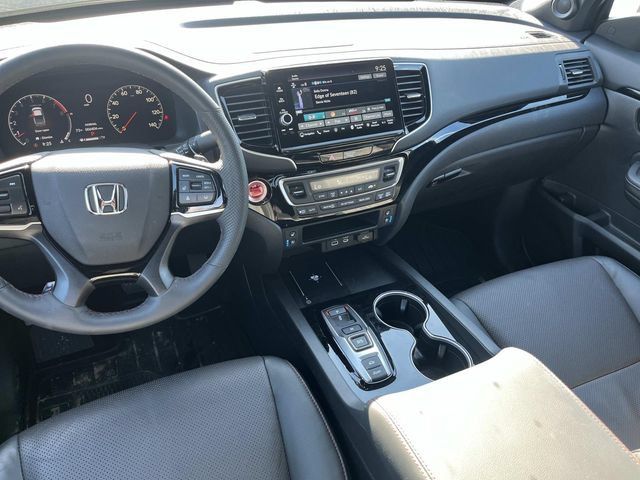 Used 2026 Honda Ridgeline Black Edition image 13
