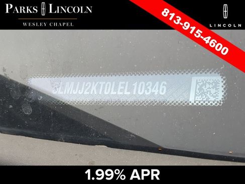 Used 2020 Lincoln Navigator Reserve w/ Luxury Package RWD image 16