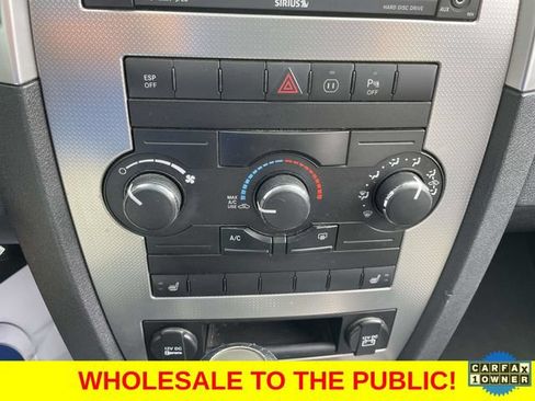 Used 2010 Jeep Grand Cherokee Laredo RWD image 31