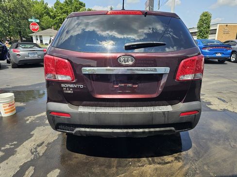 Used 2013 Kia Sorento LX FWD image 10
