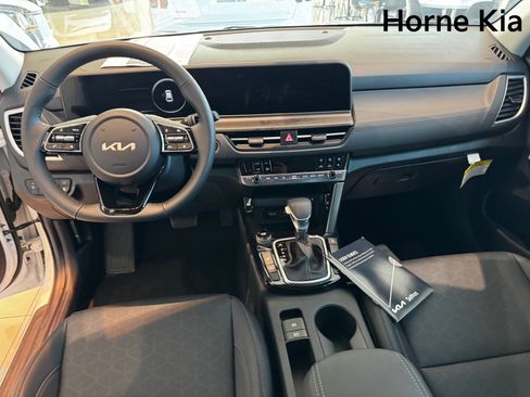 New 2026 Kia Seltos SX image 12