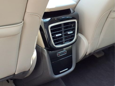 Used 2022 Lincoln Nautilus Reserve AWD/4WD image 10