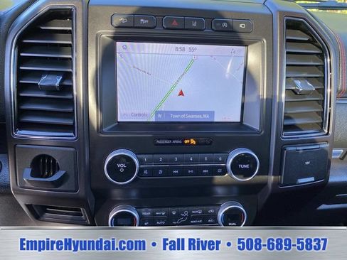 Used 2021 Ford Expedition Limited AWD/4WD image 9