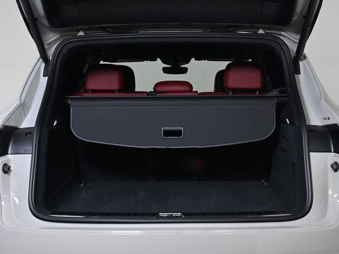 Certified 2022 Porsche Cayenne image 26