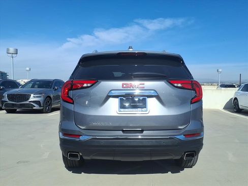 Used 2019 GMC Terrain SLT w/ Preferred Package image 5