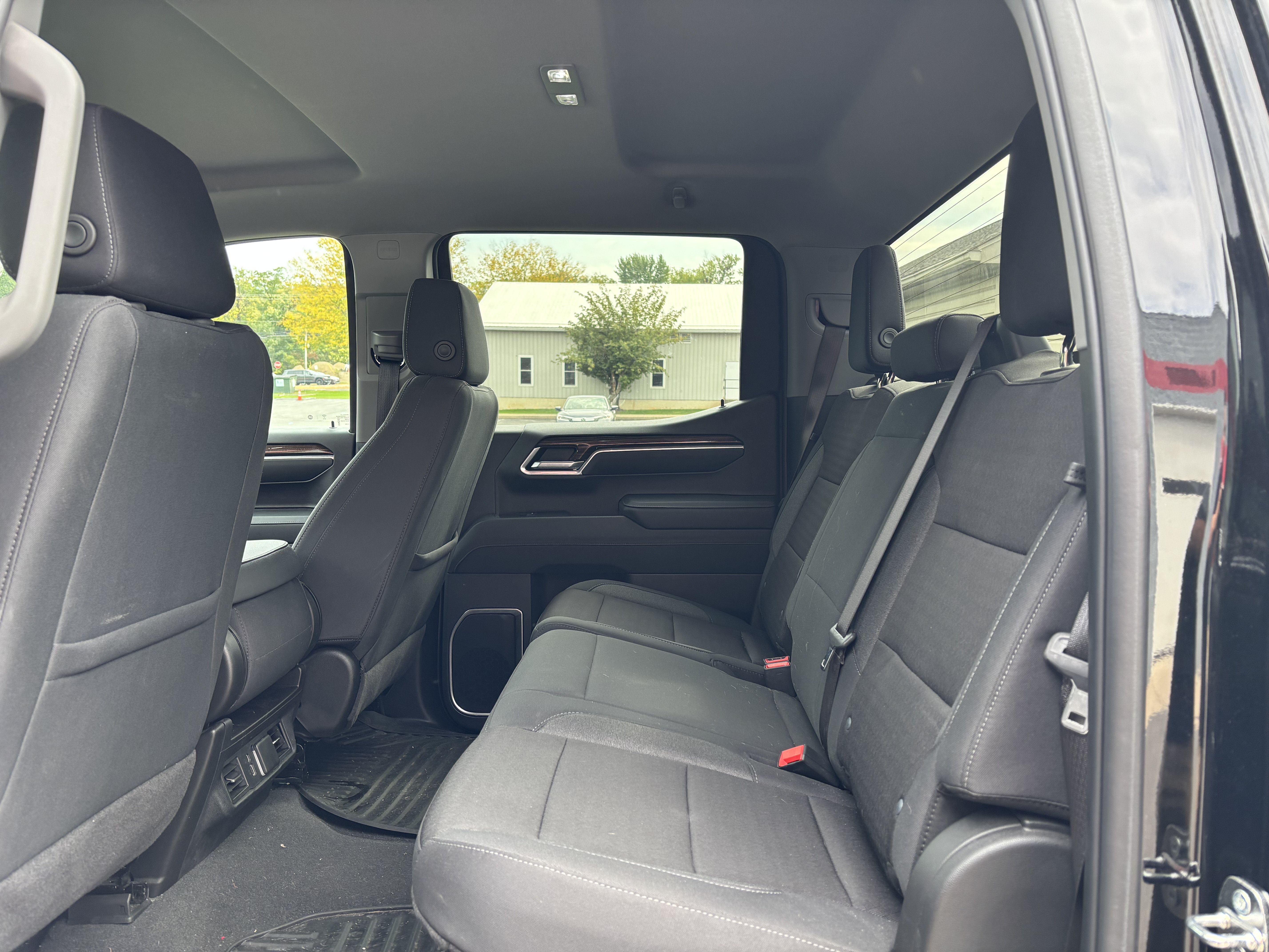 Used 2024 Chevrolet Silverado 1500 LT AWD/4WD image 13