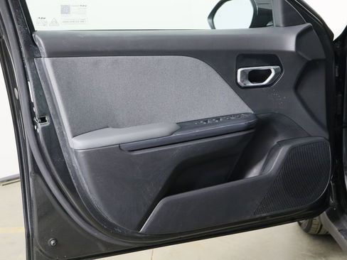 Used 2025 Kia K4 EX image 20