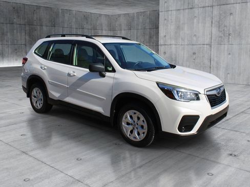 Used 2019 Subaru Forester w/ Alloy Wheel Package AWD/4WD image 7
