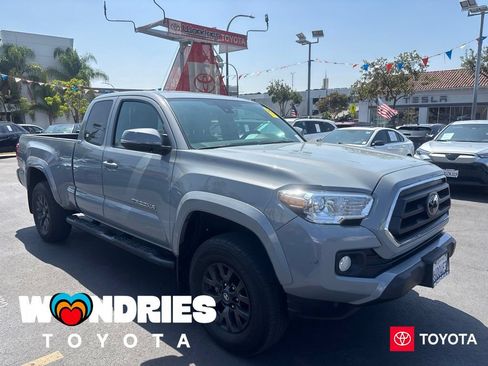 Used 2021 Toyota Tacoma SR5 RWD image 1