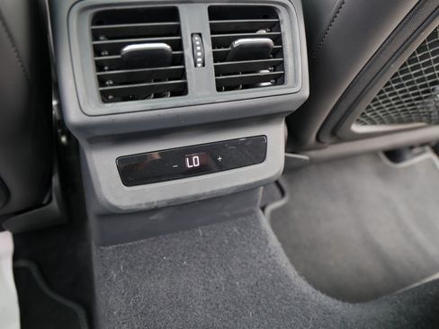Used 2025 Audi SQ5 Premium Plus AWD/4WD image 33