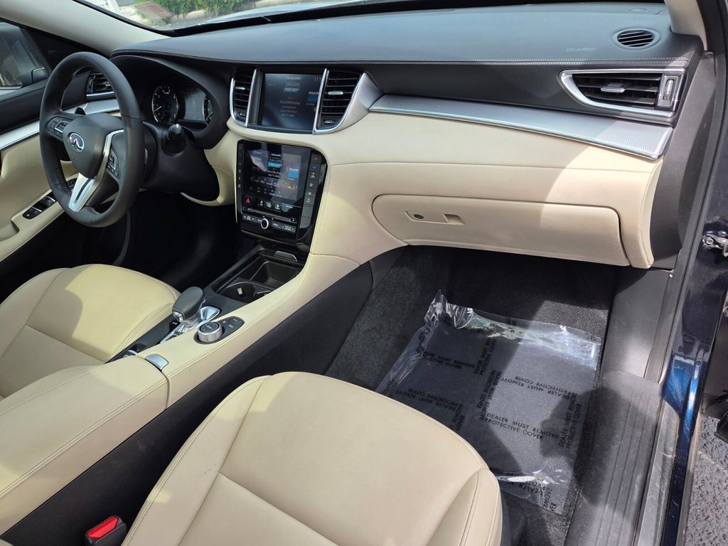 Used 2020 INFINITI QX50 Luxe FWD image 17