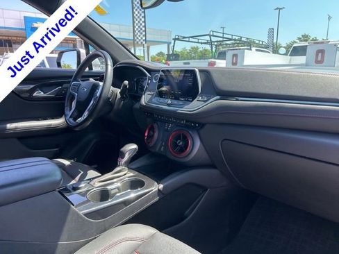 Used 2021 Chevrolet Blazer RS w/ Enhanced Convenience Package FWD image 34