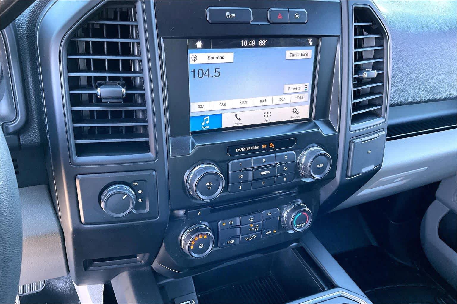 Used 2017 Ford F150 XL w/ Equipment Group 101A Mid AWD/4WD image 32
