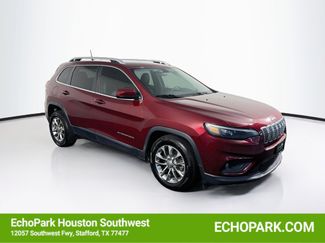 Used 2019 Jeep Cherokee Latitude Plus FWD video 1